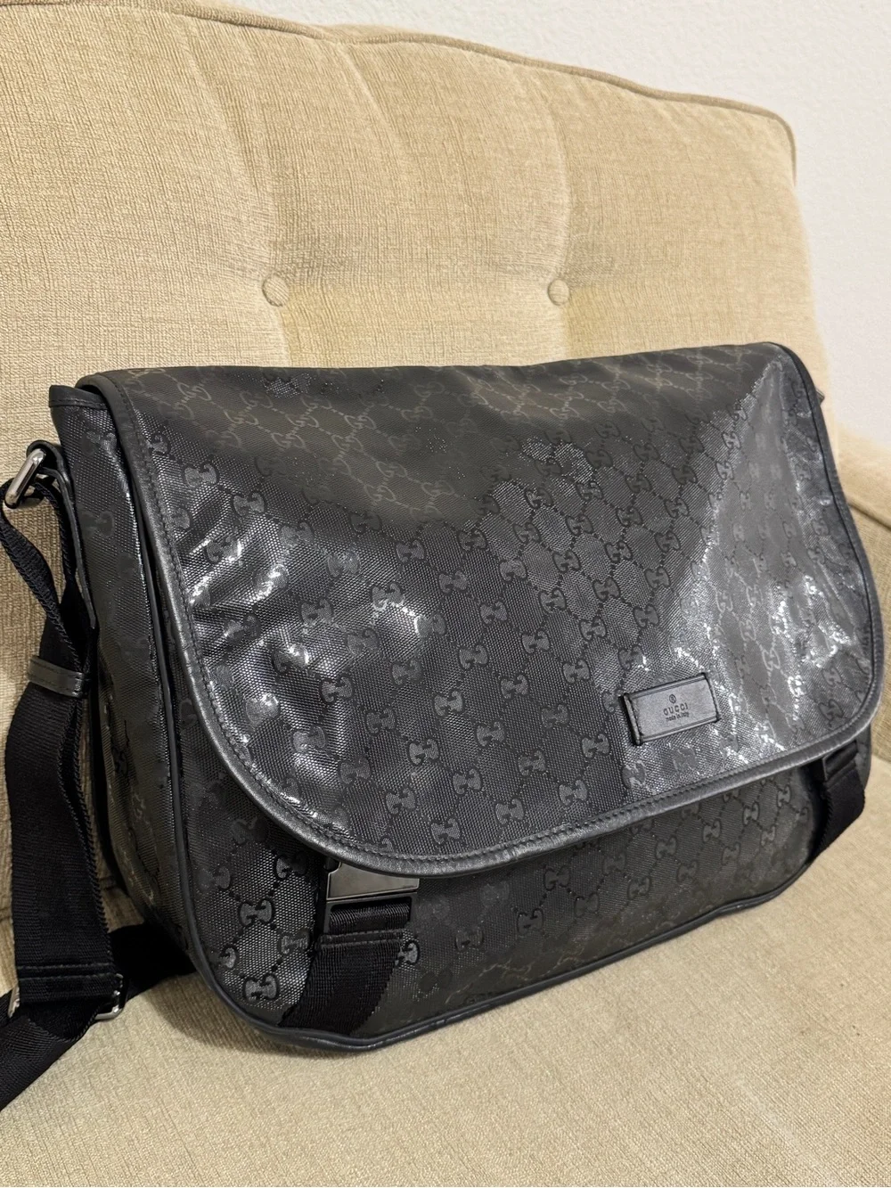 Gucci Black GG Messenger Shoulder Bag
